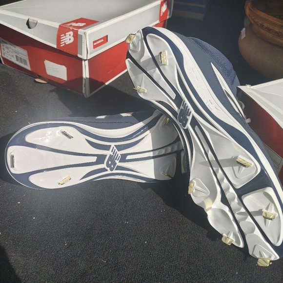 Baseball cleates - Picture 4 of 5